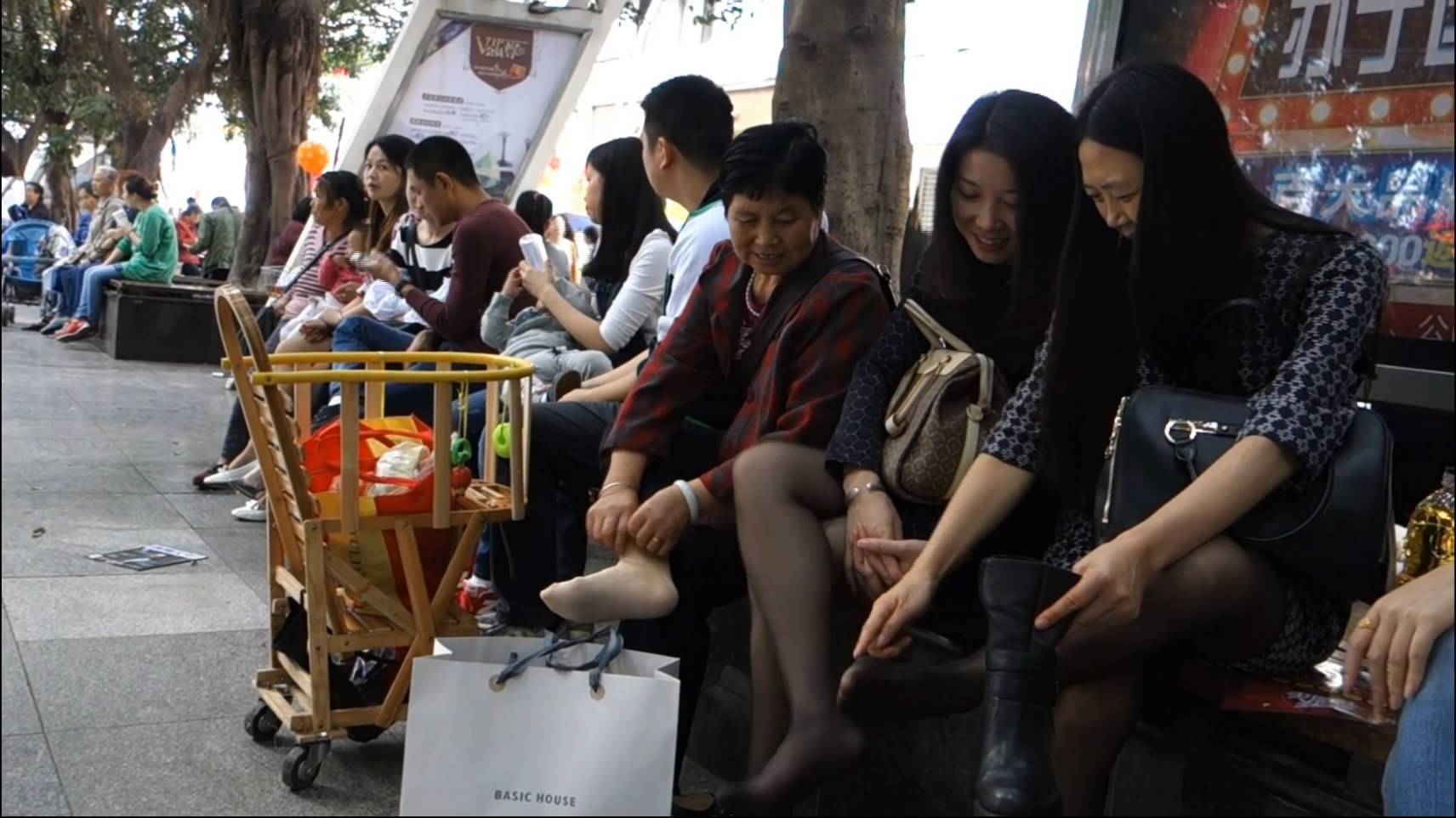 streetsnapfootm[00 00 54][20181202 112438 4]